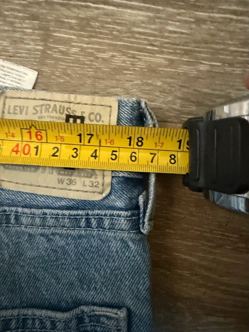 Vintage Levi Light Wash Loose Silver Tab Jeans